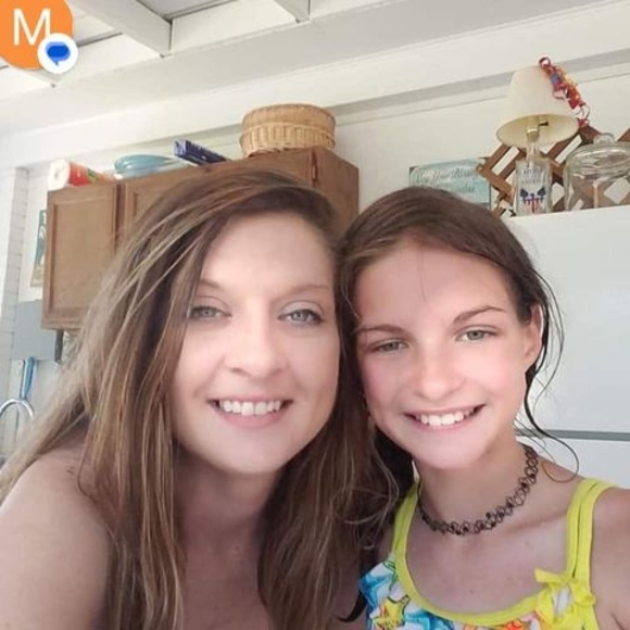 Meet your Posher, Katie - Picture 1 of 1